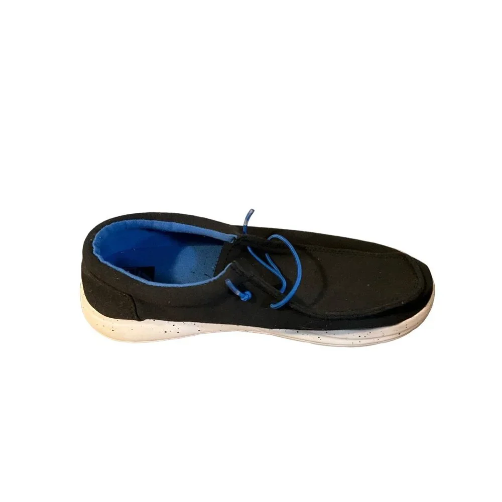 Kids Reef‎ size 5 Black slip on